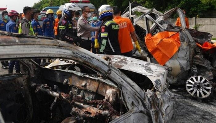 Kecelakaan Maut Tol Cikampek-Jakarta 12 Orang Tewas di Jalur Contraflow
