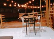 KETUA DPW AWMORI PAPUA BARAT DAYA DESAK PENUTUPAN CAFE DI KM 10 GUNUNG JUFRY: “PENGUNJUNG DIPAKSA BELANJA, APAKAH INI MODUS PEMERASAN?”