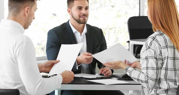 My Livo Bank — Solusi Terbaik untuk Menyimpan Dana Anda My Livo Bank — Solusi Terbaik untuk Menyimpan Dana Anda di Salah Satu Bank Internasional Terpercaya di Jerman