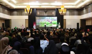 Hadir dalam Rakor Regional KAHMI, Nusron Wahid Sampaikan Orasi Kebangsaan Hadir dalam Rakor Regional KAHMI, Nusron Wahid Sampaikan Orasi Kebangsaan