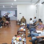 Terima Audensi PWI Asahan, Bupati Minta Wartawan Bantu Ciptakan Suasana Terima Audensi PWI Asahan, Bupati Minta Wartawan Bantu Ciptakan Suasana Kondusif