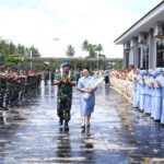Komandan Baru, Harapan Baru: Lanud RSA Natuna Sambut Kolonel Pnb Komandan Baru, Harapan Baru: Lanud RSA Natuna Sambut Kolonel Pnb Onesmus Gede Rai Aryadi dengan Passing In Parade