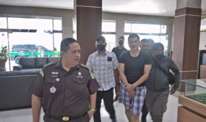 Tim Tangkap Buron Kejati Sumatera Utara Ciduk Terpidana Penipuan “Selamat Tim Tangkap Buron Kejati Sumatera Utara Ciduk Terpidana Penipuan “Selamat Ang” Di Kota Tanjung Balai
