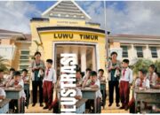 Program Pemerintah Daerah Dinilai Belum Jelas, Orang Tua Terpaksa Beli Seragam Sendiri