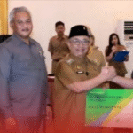 Pemkab Blitar Tuntaskan Penyaluran BLT DBHCHT 2025, Ribuan Buruh Terima Pemkab Blitar Tuntaskan Penyaluran BLT DBHCHT 2025, Ribuan Buruh Terima Bantuan Tahap Akhir