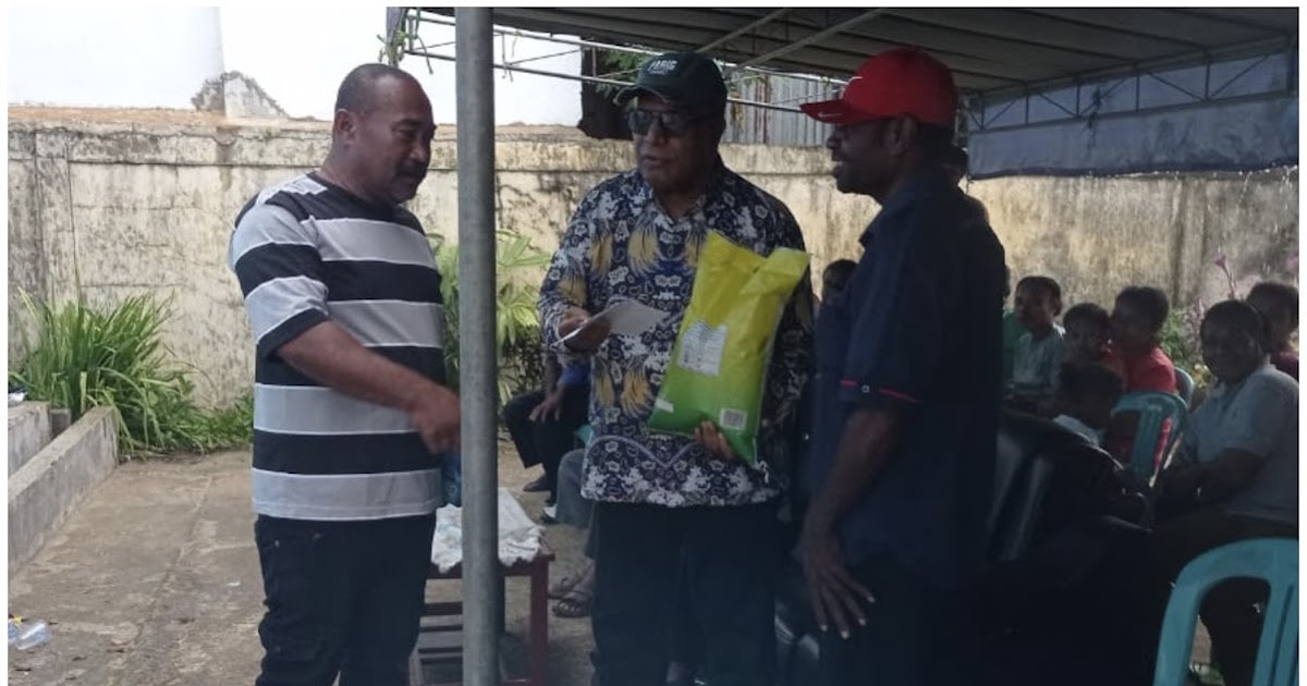 Kepala Suku Biak dan Tokoh Adat Papua Barat Daya Sampaikan Kepala Suku Biak dan Tokoh Adat Papua Barat Daya Sampaikan Dukungan untuk Program Presiden Prabowo