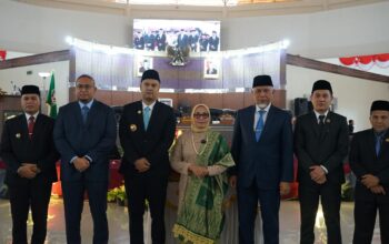 Rapat Paripurna DPRD Peringatan HJK Sijunjung : 77 Tahun Berkolaborasi Membangun, Mewujudkan Sijunjung Idaman.